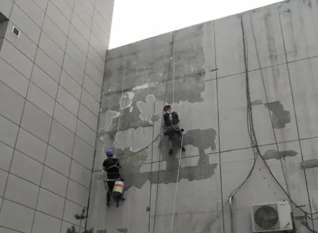松江楼顶漏水维修公司分享下松江外墙防水的注意事项